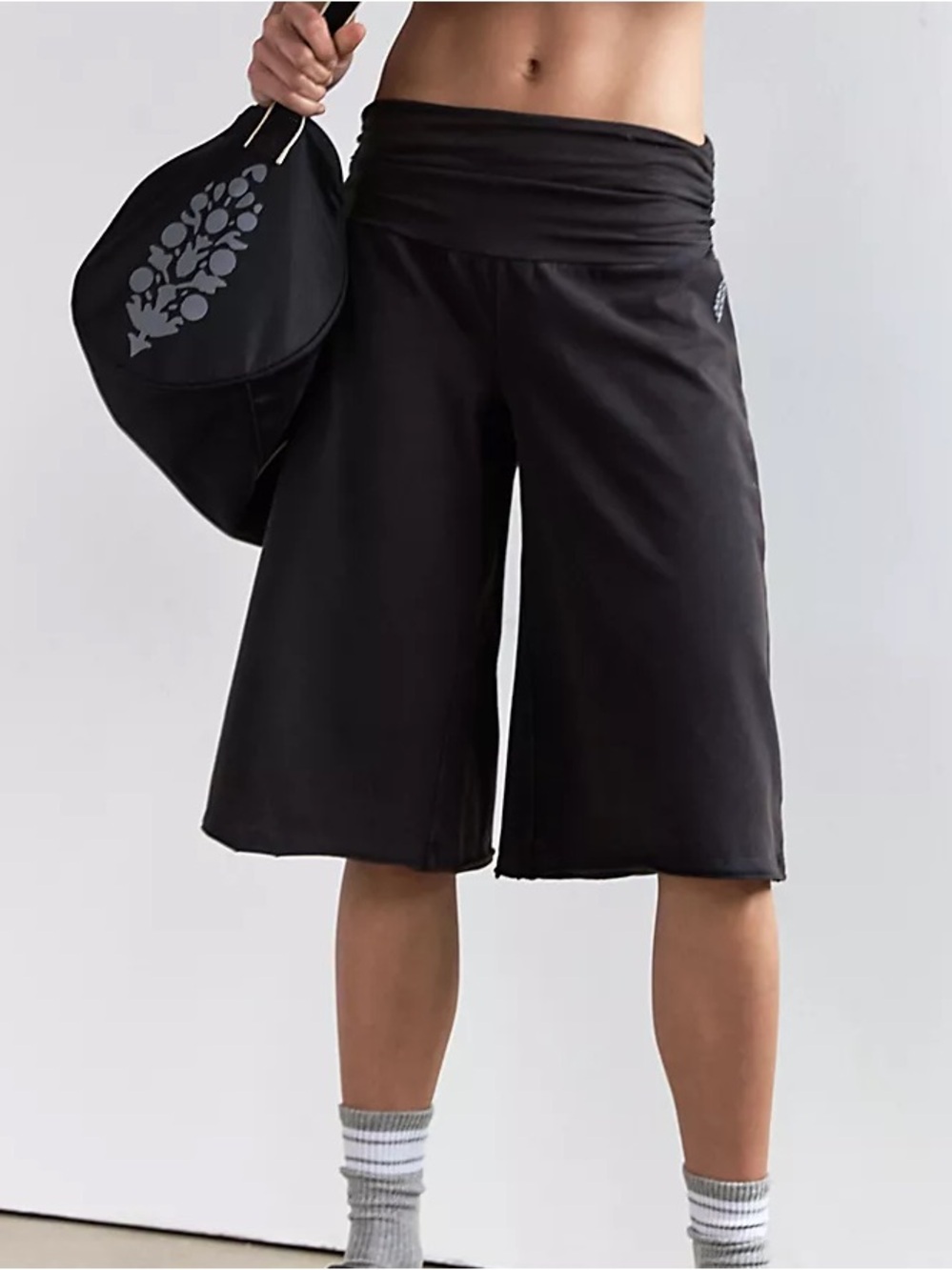 FP Movement Hot Shot Renewal Pant Crop Black Free People Black Athletic Shorts - Picture 8 of 8